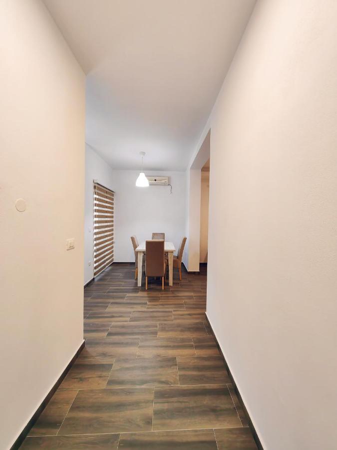 Mialex Apartments Dobra Voda Eksteriør billede