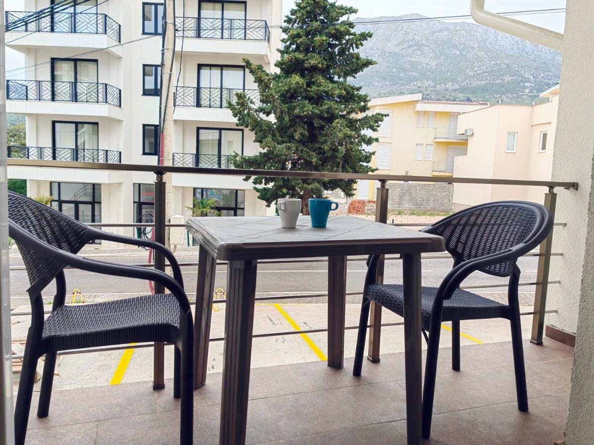 Mialex Apartments Dobra Voda Eksteriør billede
