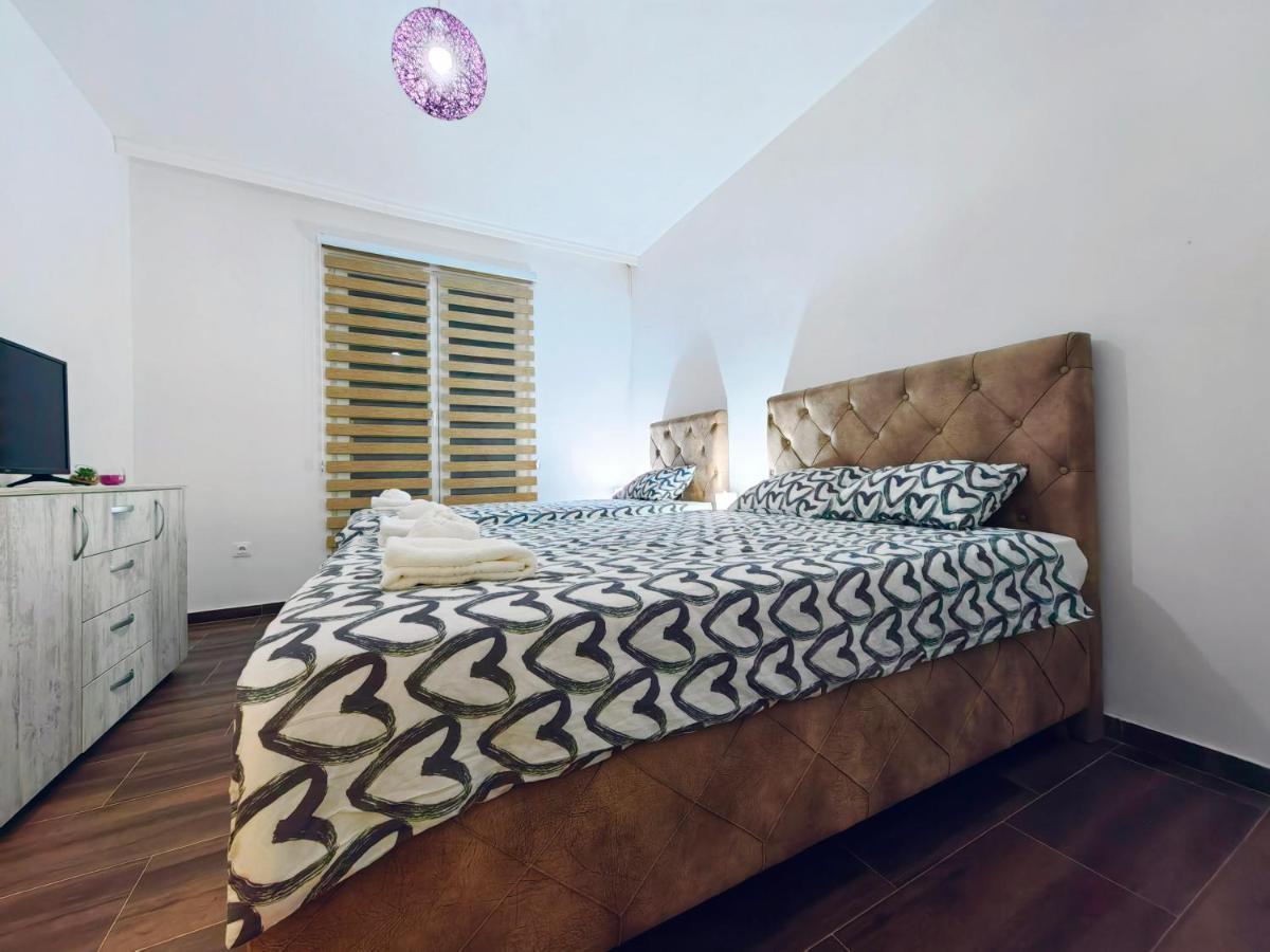 Mialex Apartments Dobra Voda Eksteriør billede